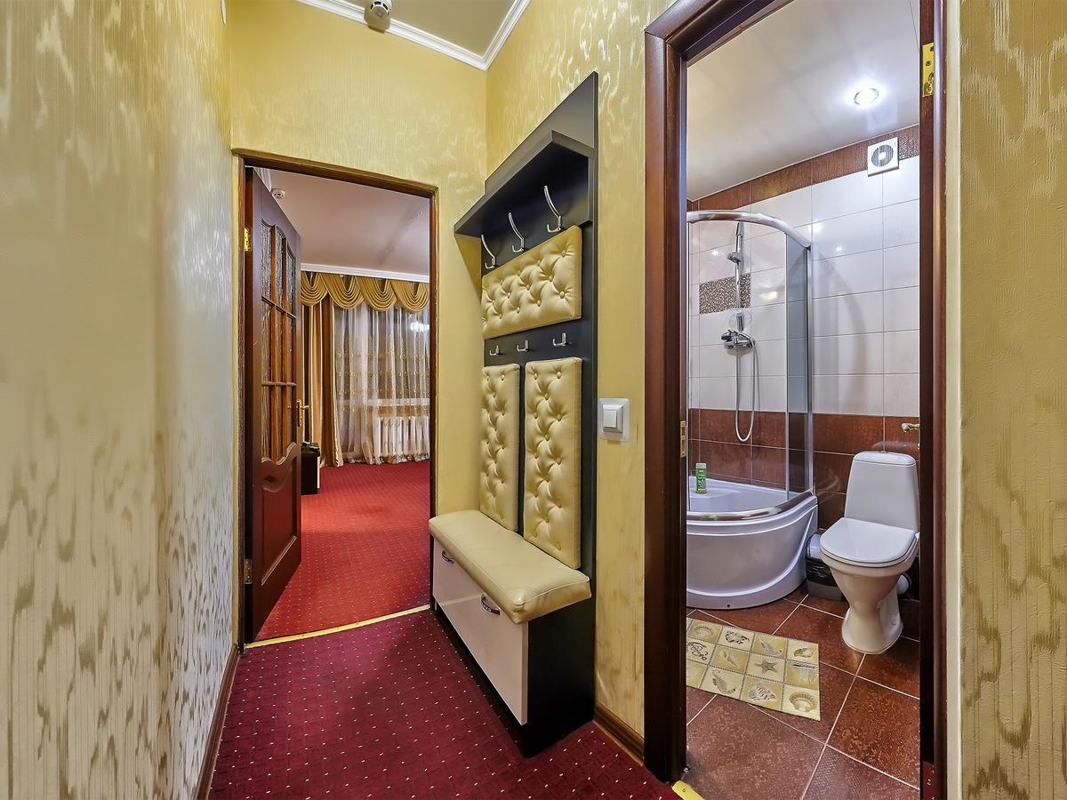 Sanatorium Elite Dnipro Hotel Truskavets Bagian luar foto