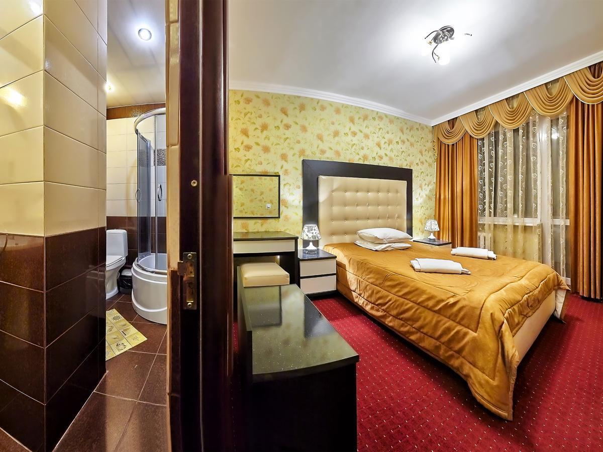 Sanatorium Elite Dnipro Hotel Truskavets Bagian luar foto